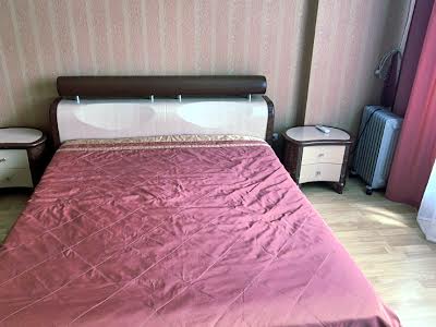 квартира по адресу Миколы Бажана просп., 12