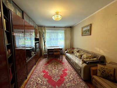 квартира за адресою Феофіла Яновського вул., 2
