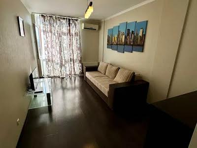 квартира за адресою Регенераторна вул., 5