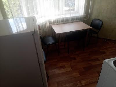 квартира за адресою Пілотська вул., 7