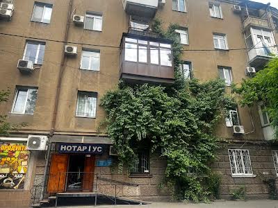 квартира за адресою Одеса, Старопортофранківська вул., 105