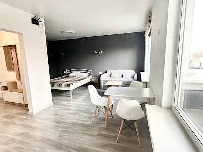 квартира за адресою Стеценка вул., 75-К