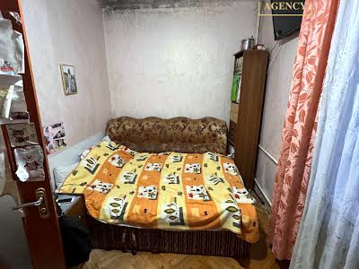 квартира за адресою Київ, Білоруська вул., 17