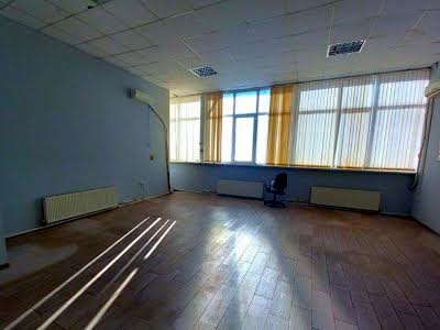 комерційна за адресою Івана Франка, 55