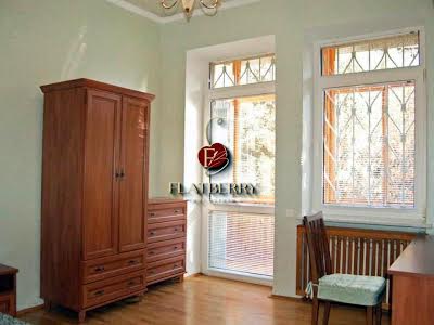 квартира за адресою Обсерваторна вул., 10