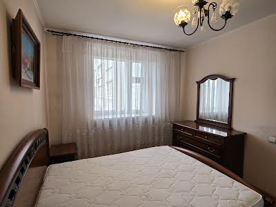квартира за адресою Рональда Рейгана вул., 34/51