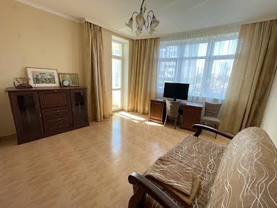 квартира за адресою Старонаводницька вул., 6-Б