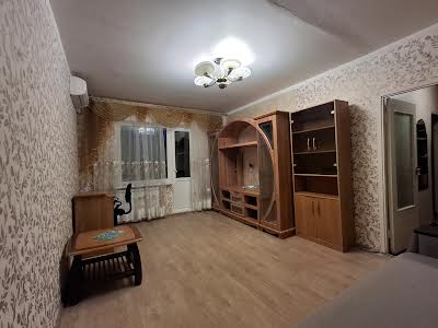 квартира по адресу Александра Мишуги ул., 1/4