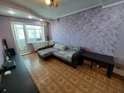 квартира за адресою Івана Авраменка вул. (Корнійчука), 13
