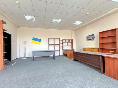 коммерческая по адресу Заводская, 3