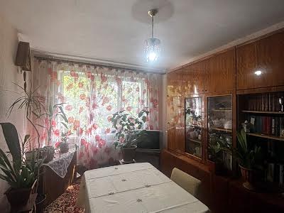 квартира за адресою Героїв Майдану вул. (Гайдара), 1