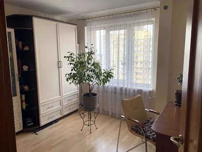 квартира по адресу Оноре де Бальзака ул., 4-А