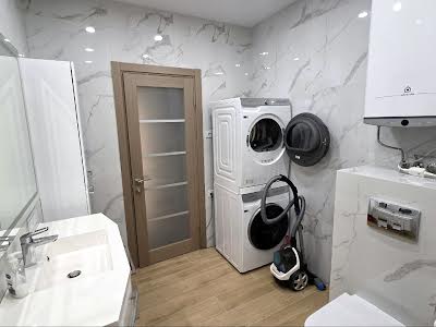 квартира за адресою Композитора Мейтуса вул., 4