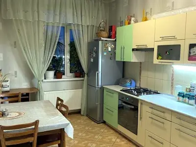 квартира за адресою Савкіна вул., 6