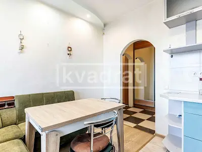 квартира по адресу Драгоманова ул., 1Г