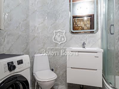 квартира за адресою Соборна вул., 126/17