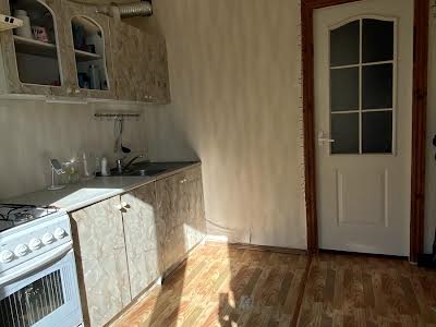 квартира за адресою Святоюріївська вул., 32