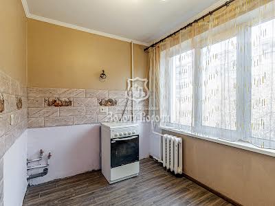 квартира за адресою Якуба Коласа вул., 5