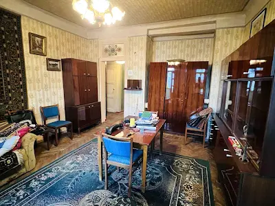 квартира за адресою Куликівський узвіз (Революції), 8/10