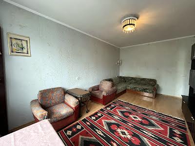 квартира за адресою Івана Авраменка вул. (Корнійчука), 16