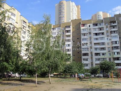 квартира за адресою Драгоманова вул., 18