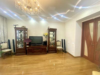 квартира за адресою Михайла Болтенка вул., 40