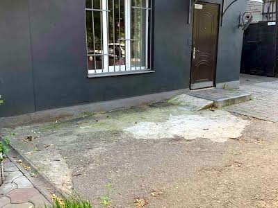 комерційна за адресою Мала Арнаутська вул., 35