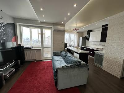 квартира за адресою Ревуцького вул., 9