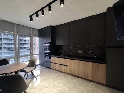 квартира по адресу Черновола просп., 16г