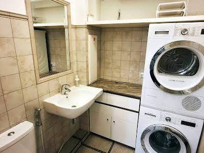 квартира за адресою Дмитрівська вул., 75