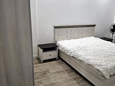 квартира за адресою Митрополита Василя Липківського вул. (Урицького), 33а
