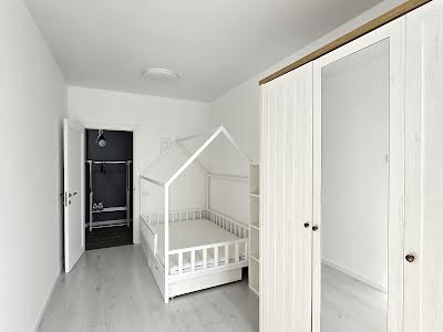 квартира за адресою Метрологічна вул., 15