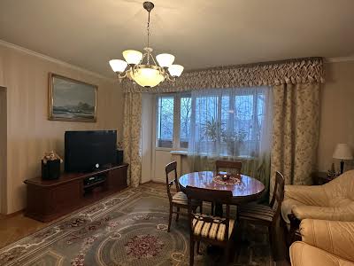 квартира за адресою Михайла Омеляновича-Павленка вул. (Суворова), 19-А