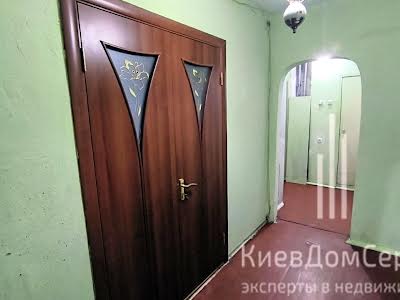 квартира за адресою Київ, Автозаводська вул., 71