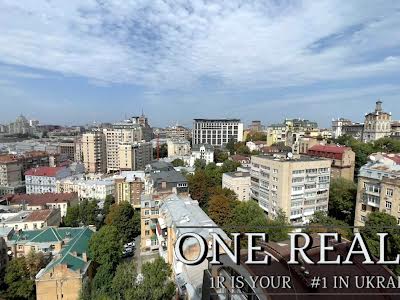 квартира за адресою Кропивницького вул., 10