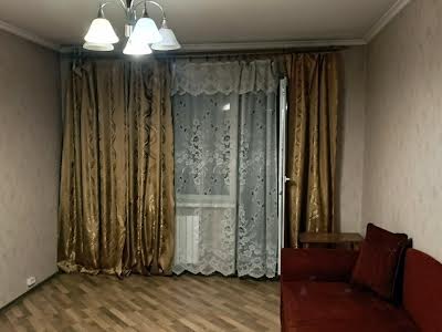 квартира за адресою Ялтинська вул., 15