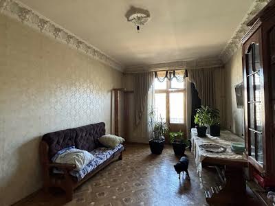 квартира за адресою Карантинна вул., 14