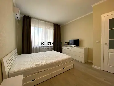 квартира за адресою Бориса Гмирі вул., 16