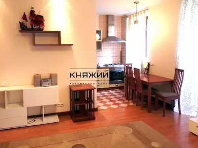 квартира за адресою Госпітальний пров., 1-А
