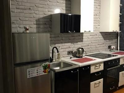 квартира за адресою Морозова вул., 32