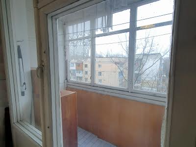 квартира за адресою Степана Бандери просп., 96
