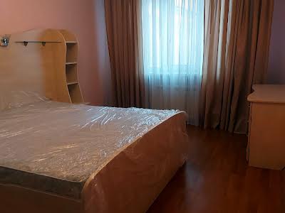 квартира за адресою Урлівська вул., 5А