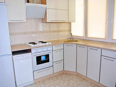 квартира за адресою Авіаконструктора Ігоря Сікорського вул. (Танкова), 1Б