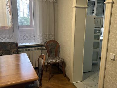 квартира за адресою Левка Лук'яненка вул. (Маршала Тимошенка), 13-А