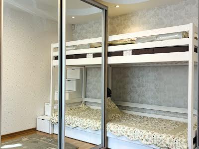 квартира за адресою Волинська вул., 8