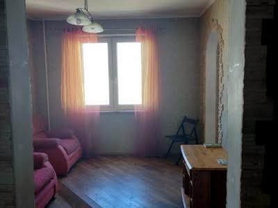 квартира за адресою Анни Ахматової вул., 19
