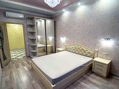 квартира за адресою Генуезька вул., 24д к4