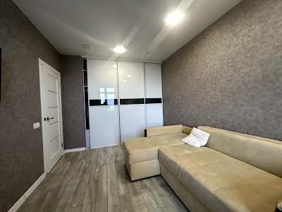 квартира за адресою Басейна вул., 6А