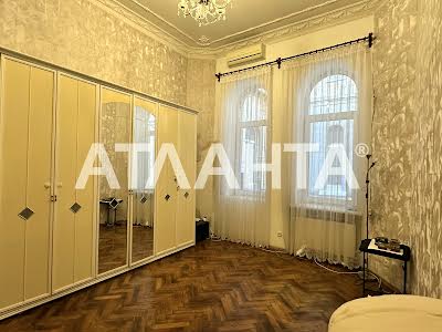 квартира по адресу Толстого Льва пл., 13