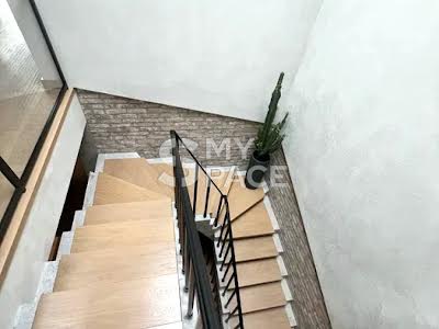 квартира по адресу Сапёрное Поле ул., 3